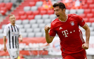 Lewandowski lập kỷ lục mới ở Bundesliga