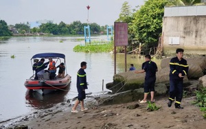 Bị 'giang hồ đòi nợ', người đàn ông nhảy sông Sài Gòn tự tử