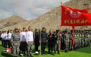 Quân đội Trung Quốc tuyển võ sĩ MMA đóng quân ở biên giới