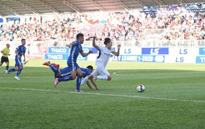 HAGL 3-1 Quảng Nam: Chevaughn Walsh nhấn chìm hi vọng của đội khách