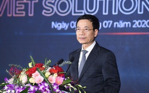 Bộ trưởng Nguyễn Mạnh Hùng: Tìm kiếm giải pháp chuyển đổi số quốc gia để thay đổi thứ hạng Việt Nam