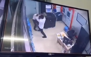 Hà Nội: Gã thanh niên đánh túi bụi nữ nhân viên bảo vệ chung cư
