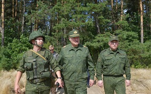 Tổng thống Belarus: NATO đang khuấy động gần biên giới