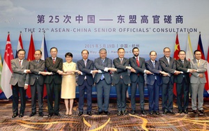 Trung Quốc đề nghị nối lại đàm phán COC trước nguy cơ can thiệp ‘từ bên ngoài’