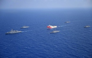Thổ Nhĩ Kỳ và Hy Lạp tập trận riêng rẽ tại Đông Địa Trung Hải