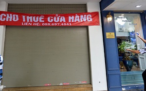 Kinh doanh ế ẩm, chủ nhà phố cổ lần đầu 'xuống nước' giảm giá thuê