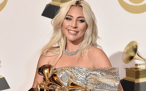 Rầm rộ tin Lady Gaga đang mang bầu 8 tháng với bạn trai cũ trong khi đang hẹn hò nhà đồng sáng lập Facebook
