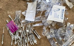 Nữ hộ sinh lén lút tiêm vắc-xin bạch hầu bị phạt 30 triệu đồng