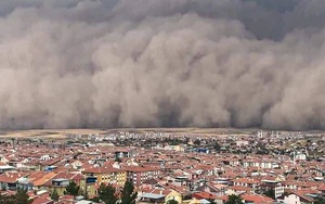 24h qua ảnh: Bão cát khủng khiếp tấn công thủ đô của Thổ Nhĩ Kỳ