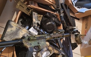 Thu giữ hàng trăm khẩu súng nhựa có tính sát thương cao