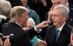 Số phận Tổng thống Trump lại nằm trong tay lãnh đạo Thượng viện McConnell