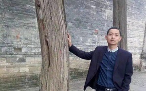 Dù bạn gái đã mất, chàng trai vẫn âm thầm làm điều cảm động này