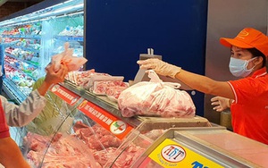 Thịt heo bình ổn thị trường giảm giá 10.000 đồng/kg