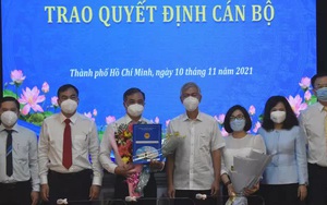 UBND TP HCM trao quyết định điều động, bổ nhiệm nhiều cán bộ