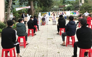 Lấy mẫu xét nghiệm toàn trường sau khi một học sinh lớp 9 nhiễm Covid-19