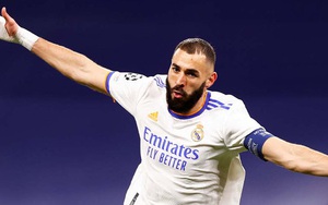 Benzema rực sáng trong ngày Real Madrid đi vào lịch sử Champions League