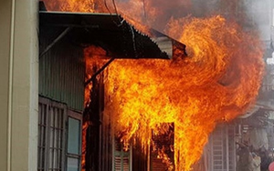Hải Dương: Giận vợ, chồng đổ xăng đốt nhà khiến nhiều người bị thương