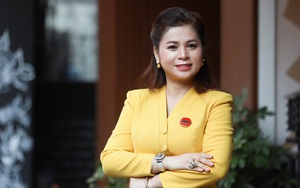 Ngoại lệ "ngàn năm có một": Vợ cũ "vua cà phê" Đặng Lê Nguyên Vũ tung 1 bức ảnh selfie, khí chất của nữ CEO giờ như thế nào?