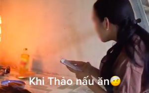 Lửa đang cháy phừng phực trên bếp nhưng cô gái vẫn “tỉnh queo” bấm điện thoại, netizen lại phẫn nộ nhất vì lý do này
