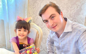 Con gái xinh như thiên thần, được kỳ vọng là sao nhí nhưng tất cả bị hủy hoại chỉ vì bố mẹ cho mặc 1 bộ trang phục