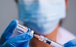 Bộ Y tế yêu cầu các địa phương tiêm vắc xin tăng hạn cho đối tượng từ 12 tuổi trở lên