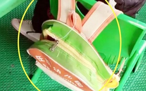 Cặp sách con gái toàn đồ ăn vặt sau giờ học, bà mẹ gặng hỏi mãi thì phát hiện sự thật đau lòng, phải chuyển trường gấp