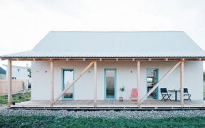 Ngôi nhà cấp 4 nhìn bên ngoài thì giản dị nhưng bên trong lại đầy bất ngờ