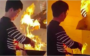 Video: Con rể trổ tài nấu nướng không ngờ lại gây họa, bố mẹ vợ chỉ biết "câm nín"