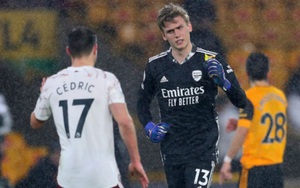 Arsenal khủng hoảng thủ môn trước vòng 23 Ngoại hạng Anh