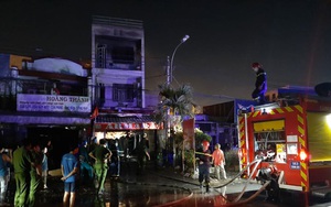 Nhà 2 tầng ở Sài Gòn bốc cháy, 2 nữ sinh viên thoát nạn nhờ tiếng đập cửa của tài xế Grab