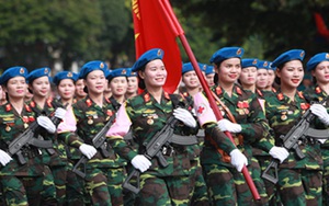 4 nhóm quân nhân chuyên nghiệp được kéo dài tuổi phục vụ tại ngũ