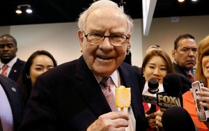 Điều hành đế chế đầu tư 40 năm, Warren Buffett nhận lương bao nhiêu?