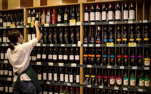 Trung Quốc áp thuế chống bán phá giá đối với rượu vang của Australia