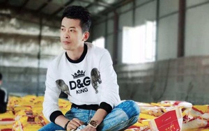 Livestream 12 tiếng bằng trung tâm thương mại bán cả năm