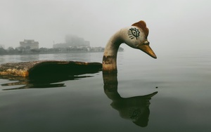 Thâm nhập "nghĩa địa" du thuyền ở hồ Tây: U ám, lạnh lẽo và bẩn thỉu