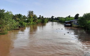 Hai em học sinh lớp 8 tử vong khi tắm sông