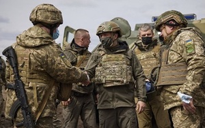 Khúc dạo đầu cho chiến tranh Nga-Ukraine?