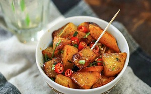 Khoai tây đừng chỉ đem xào, làm theo cách đặc biệt này vừa lạ miệng, vừa thơm ngậy, đậm đà