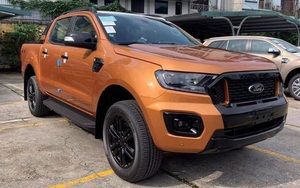 Đại lý bán Ford Ranger 'bia kèm lạc' cao nhất 70 triệu đồng - Lô xe nhập Thái cuối cùng trước khi chuyển sang lắp ráp trong nước