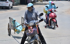 Người dân “đội nắng” tiếp tế lương thực cho xã có 7 ca mắc Covid-19