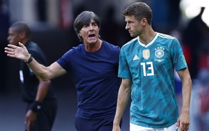 Vứt bỏ ‘cái tôi’, Joachim Low gọi Thomas Muller dự EURO
