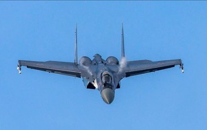 Ác mộng mà Su-35 Nga khiến F-22 của Mỹ “bạt vía” nơi biên giới