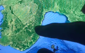 Clip: Địa điểm “kinh dị” trên Google Maps đang khiến người nước ngoài sửng sốt, người Việt xem xong nhận ra ở ngay nước mình!