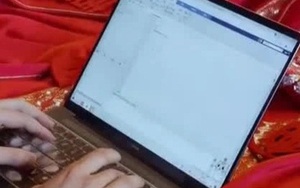 Tiến sĩ Khoa học máy tính đi rước dâu bị vợ bắt viết code ngay tại đám cưới, lý do nghe mà choáng
