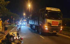 Tài xế xe tải né trạm thu phí, tông một CSGT bị thương