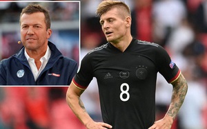 Toni Kroos bị huyền thoại Đức và cựu chủ tịch đội bóng cũ chê bai