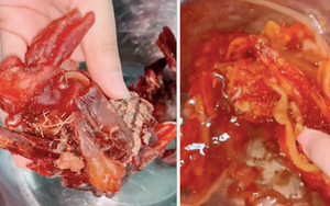 Được bà hàng xóm cho đồ ăn nhưng cô gái lại cực kỳ hoang mang: 'Ngâm vô nước nó nở ra và rất nhớt, rồi ăn làm sao?'