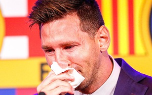 Messi khóc nức nở ngay khi bước vào buổi họp báo chia tay Barcelona