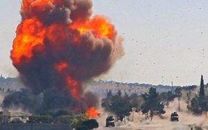 Xe bọc thép Nga bị tấn công ở Syria, một quân nhân thiệt mạng