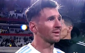 Messi bật khóc khi phá kỷ lục ghi bàn của huyền thoại Pele